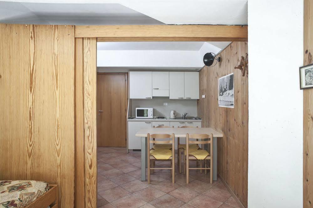 Residence Sole Alto Marilleva Exteriér fotografie